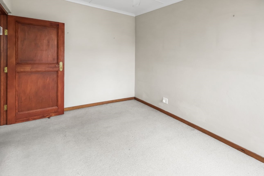 To Let 1 Bedroom Property for Rent in Selborne Eastern Cape